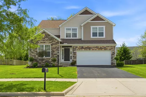 304 Glen Crossing Dr, Etna, OH 43062