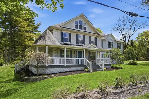 4490 North St, Granville, OH 43023