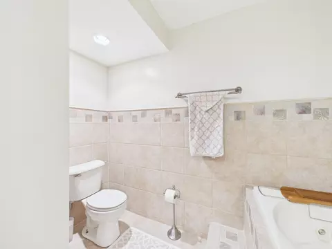 Bath - 1489 Pine View Dr, Lancaster, OH 43130 photo 7 of 7