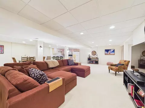 Living - 1489 Pine View Dr, Lancaster, OH 43130 photo 3 of 6