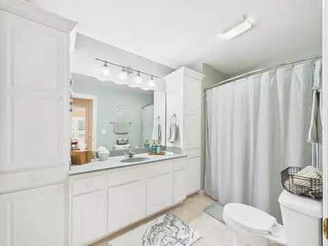 Bath - 1489 Pine View Dr, Lancaster, OH 43130 photo 1 of 7