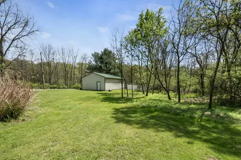 Exterior - 2855 Osborn Rd NE, Newark, OH 43055 photo 10 of 33