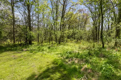 Exterior - 2855 Osborn Rd NE, Newark, OH 43055 photo 11 of 33
