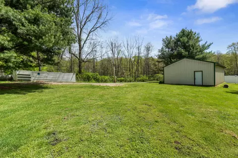 Exterior - 2855 Osborn Rd NE, Newark, OH 43055 photo 18 of 33