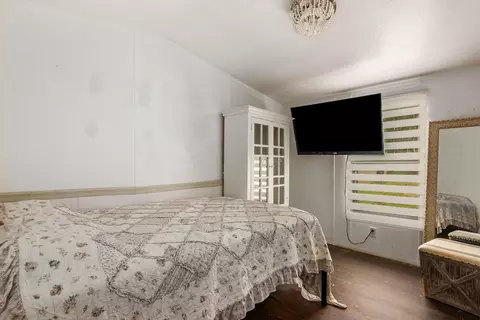 Bedroom - 2855 Osborn Rd NE, Newark, OH 43055 photo 4 of 4