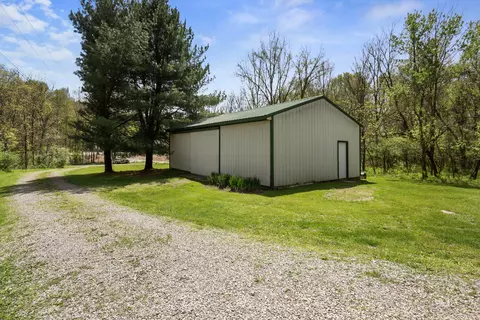 Exterior - 2855 Osborn Rd NE, Newark, OH 43055 photo 27 of 33