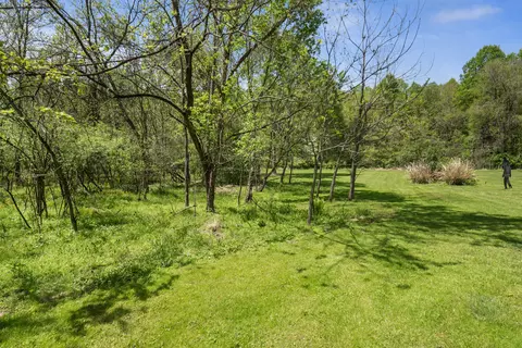 Exterior - 2855 Osborn Rd NE, Newark, OH 43055 photo 8 of 33
