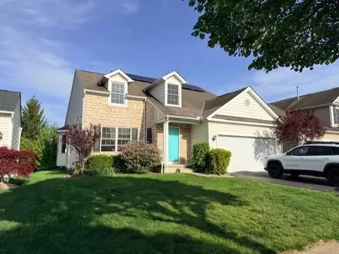 8840 Meadow Grass Ln, Lewis Center, OH 43035