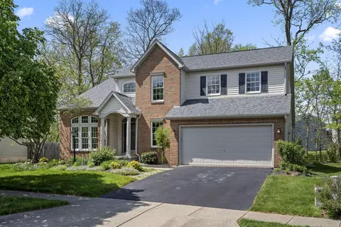 1869 Deer Crossing Dr, Marysville, OH 43040