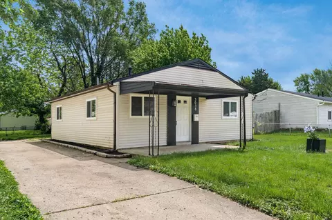 3058 Nuway Rd, Columbus, OH 43207