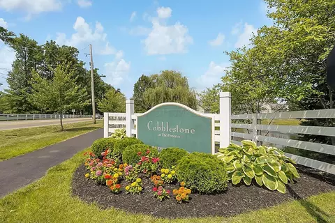 4213 Cobbler Rd #14, New Albany, OH 43054