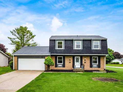 985 Amboise Dr, Marion, OH 43302