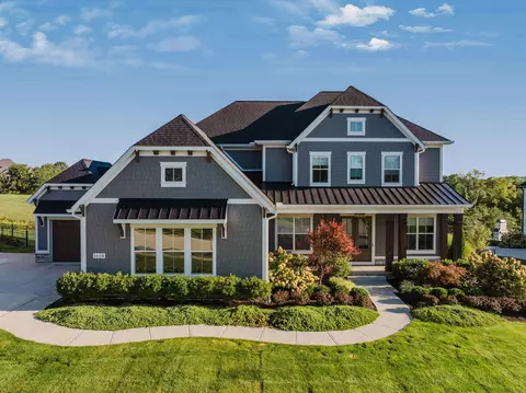 1608 Liberty Bluff Dr, Delaware, OH 43015