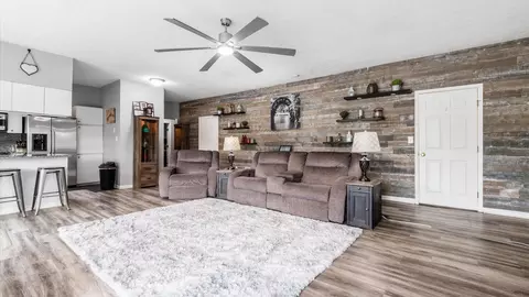 Living - 50 Barton Pl, Hebron, OH 43025 photo 1 of 1