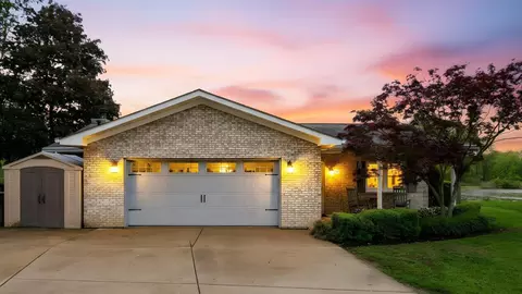 Exterior - 50 Barton Pl, Hebron, OH 43025 photo 1 of 13
