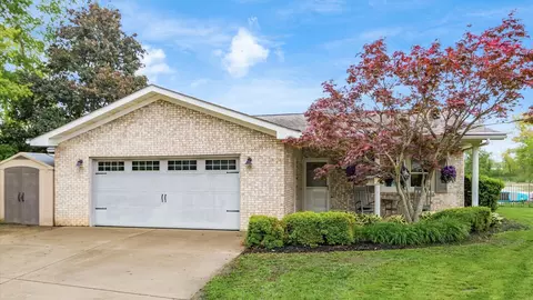 Exterior - 50 Barton Pl, Hebron, OH 43025 photo 7 of 13