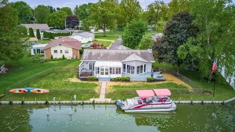 View/Area - 50 Barton Pl, Hebron, OH 43025 photo 1 of 17