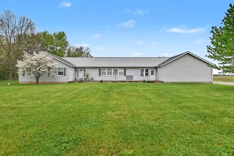 4418 Hook Rd, Crestline, OH 44827