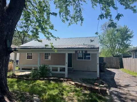 589 Basswood Rd, Columbus, OH 43207