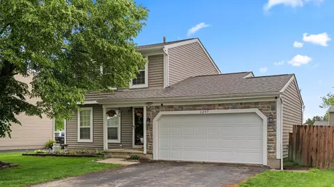 1297 Crossbrook Blvd, Galloway, OH 43119