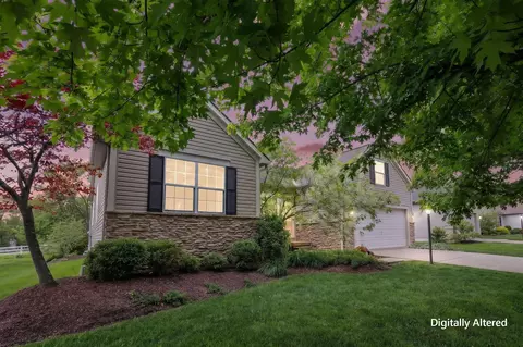 8803 Creekwood Dr NW, Canal Winchester, OH 43110