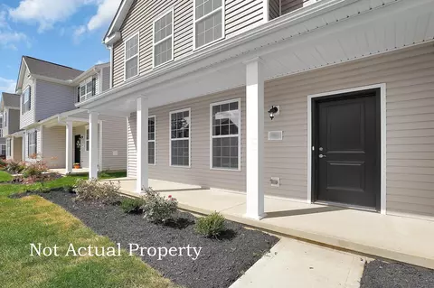 1955 Jamesburg, Newark, OH 43055