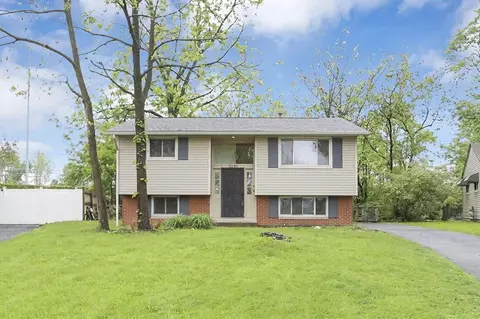 3191 Barnett Ct S, Columbus, OH 43227