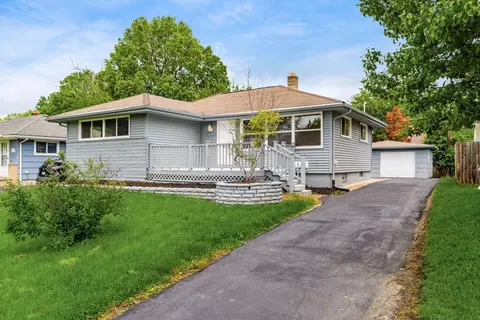 2906 Ashby Rd, Columbus, OH 43209