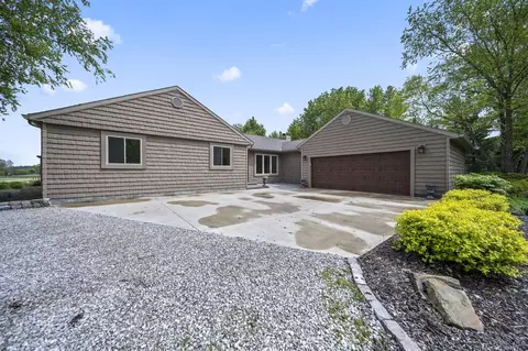Exterior - 2672 Gooding Rd, Marion, OH 43302 photo 3 of 38