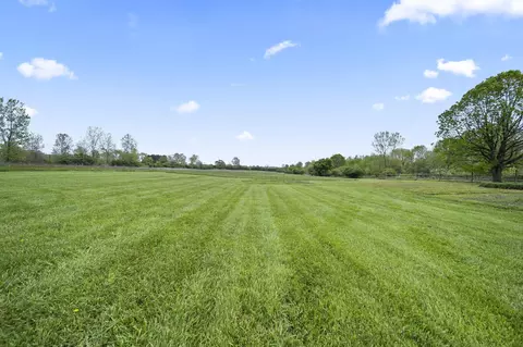 Exterior - 2672 Gooding Rd, Marion, OH 43302 photo 20 of 38