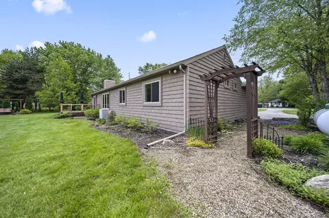 Exterior - 2672 Gooding Rd, Marion, OH 43302 photo 10 of 38
