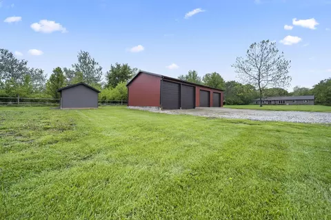 Exterior - 2672 Gooding Rd, Marion, OH 43302 photo 21 of 38