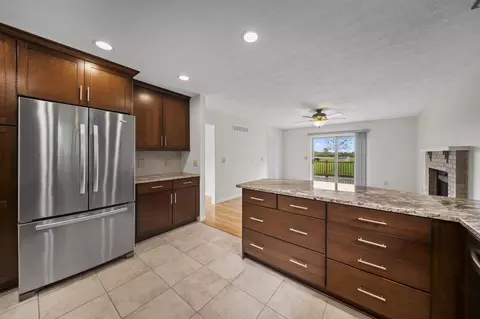 Kitchen - 2672 Gooding Rd, Marion, OH 43302 photo 7 of 13