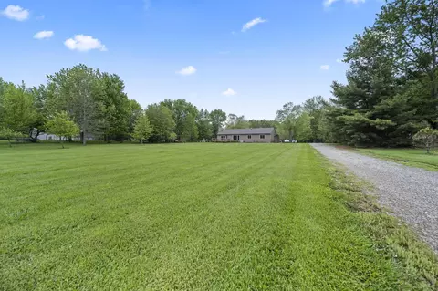 Exterior - 2672 Gooding Rd, Marion, OH 43302 photo 26 of 38