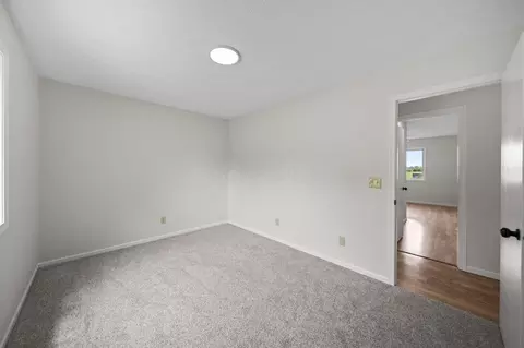 Bedroom - 2672 Gooding Rd, Marion, OH 43302 photo 11 of 15