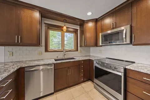 Kitchen - 2672 Gooding Rd, Marion, OH 43302 photo 5 of 13
