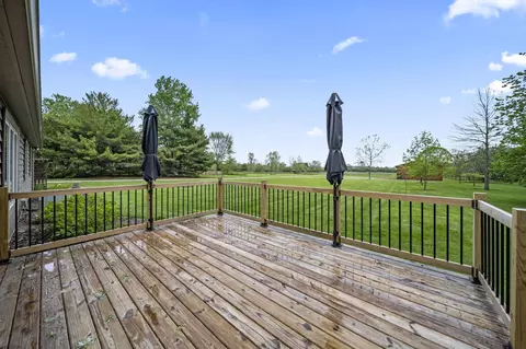 Exterior - 2672 Gooding Rd, Marion, OH 43302 photo 18 of 38