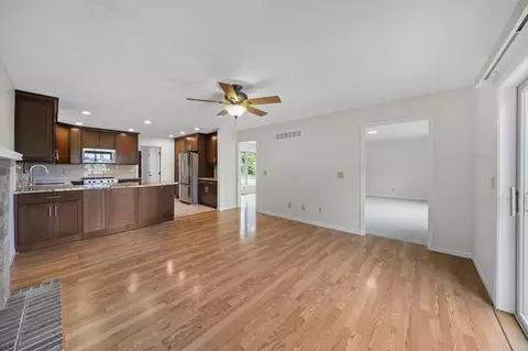 Living - 2672 Gooding Rd, Marion, OH 43302 photo 1 of 10