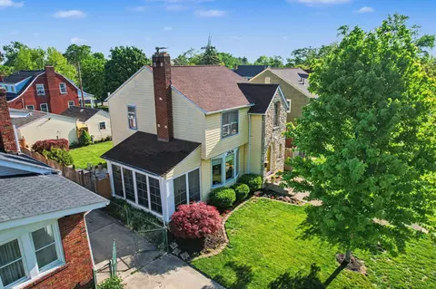 2926 Wicklow Rd, Columbus, OH 43204