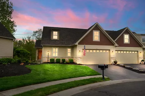 1167 Cross Creeks Rdg, Pickerington, OH 43147