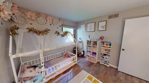 Bedroom - 588 Edgefield Dr, Marion, OH 43302 photo 4 of 4