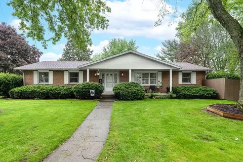 588 Edgefield Dr, Marion, OH 43302