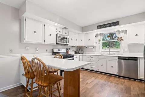 Kitchen - 588 Edgefield Dr, Marion, OH 43302 photo 1 of 4
