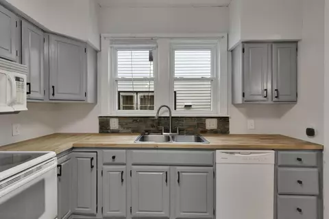 Kitchen - 123 E Johnson St, Upper Sandusky, OH 43351 photo 2 of 5