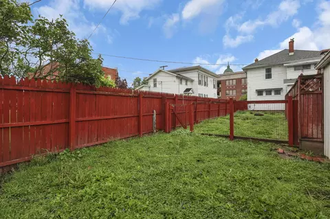Exterior - 123 E Johnson St, Upper Sandusky, OH 43351 photo 15 of 17