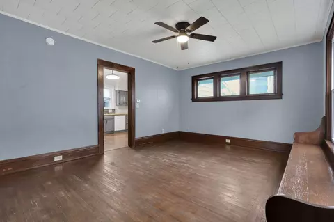 Living - 123 E Johnson St, Upper Sandusky, OH 43351 photo 7 of 11