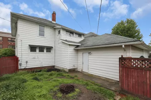Exterior - 123 E Johnson St, Upper Sandusky, OH 43351 photo 11 of 17