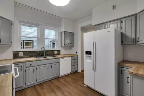 Kitchen - 123 E Johnson St, Upper Sandusky, OH 43351 photo 1 of 5