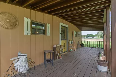 Exterior - 6055 Prairie Rd, Springfield, OH 45502 photo 2 of 6