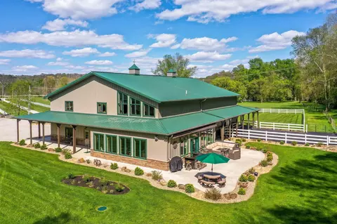 26019 Bailey Rd, Rockbridge, OH 43149